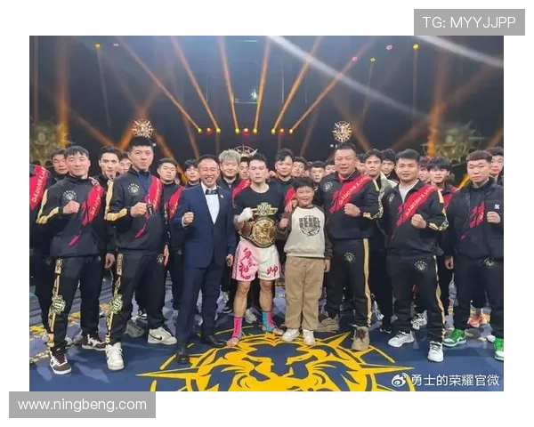 全新赛季揭幕精彩纷呈 各大球星齐聚赛场争夺荣耀 全新赛季揭幕精彩纷呈 各大球星齐聚赛场争夺荣耀