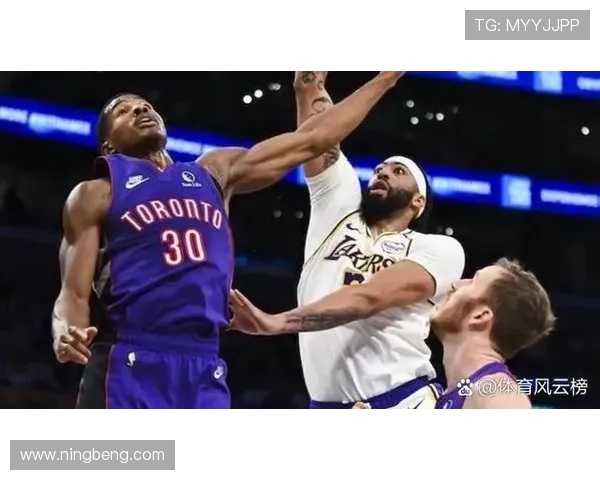 詹姆斯复出助湖人击败快船 詹姆斯三双数据领衔全队表现